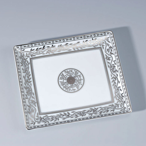 THG MARQUISE BLANC DECOR PLATINE Поднос керамический 171х154 мм., настольный, middle size, декор платина, цвет белый, A7G-A02-4613