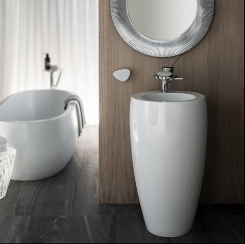 Laufen Alessi One Раковина пристенная 52х53х85см с 1 отв. под смес, крепл к стене, сифон, д/клапан, с покр. LLC, цвет: белый, 8.1197.1.400.104.1