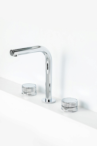 Смеситель на столешницу Boheme PRESTIGE на 3 отв. CHROME 152-CR-PR