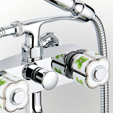 THG CAPUCINE VERT DECOR PLATINE Смеситель для ванны настенный, с ручным душем и шлангом 1500 мм., декор платина/зеленый, цвет хром, A7E-A02-13B